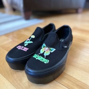 NWOT Vans classic stacked “Awaken desire” Slip on